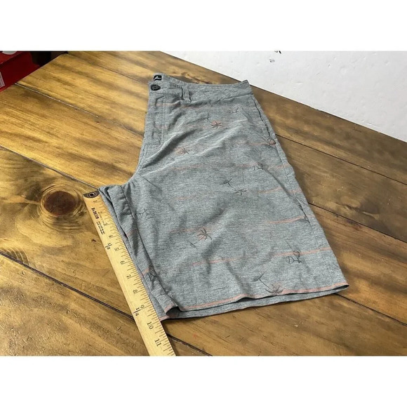 Travis Mathew Men's Gray Palm Tree Golf Shorts Size 38 - Picture 13 of 13